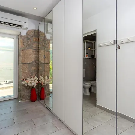 Pet Friendly In * Draga Bašćanska